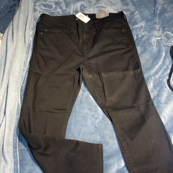 New Torrid Jeans size 18 - Picture 2 of 4